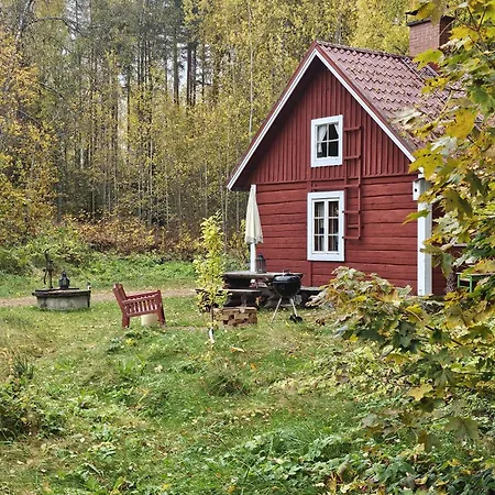 Romantic Countryside Sauna Near Paeijaenne Maakeski