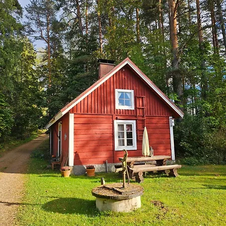 Loma-asunnot Romantic Countryside Sauna Near Päijänne