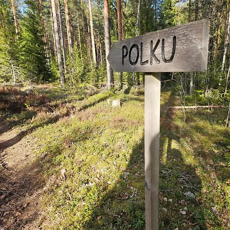 Loma-asunnot Romantic Countryside Sauna Near Päijänne *